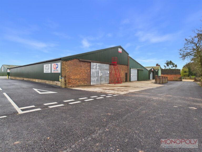 Alkington Road, Whitchurch, SY13