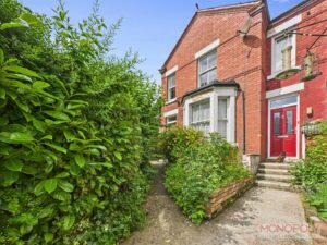 Woodland Grove, Summerhill, LL11
