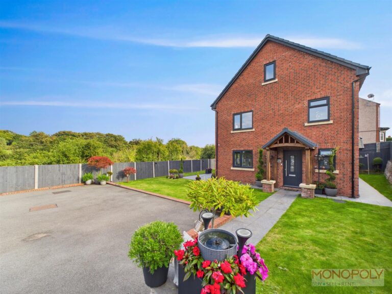 Hawarden Road, Caergwrle, LL12